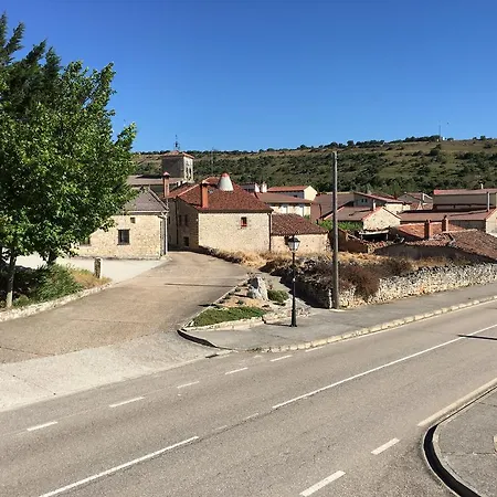Semesterbostad Sixto Rural House *